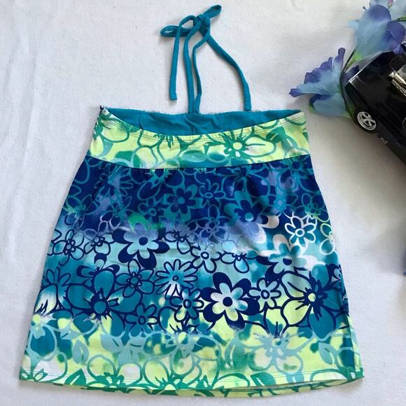 Tractr and Giselle New Outfit for Girls 12 - Picture 5 of 13